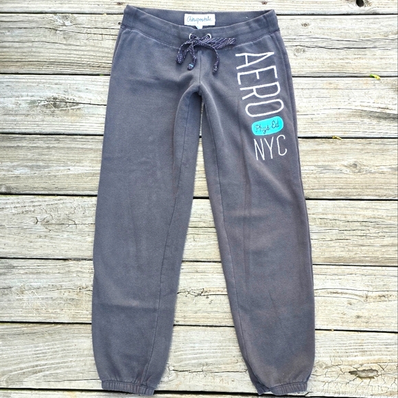 Aeropostale Womens Y2K Spellout Jogger Sweatpants Size XS Gray Phys Ed NYC 2000s - Picture 1 of 13
